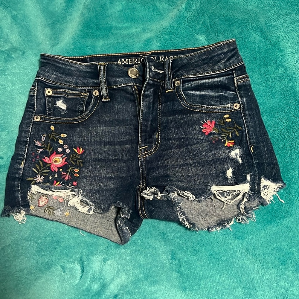 Floral denim shorts
